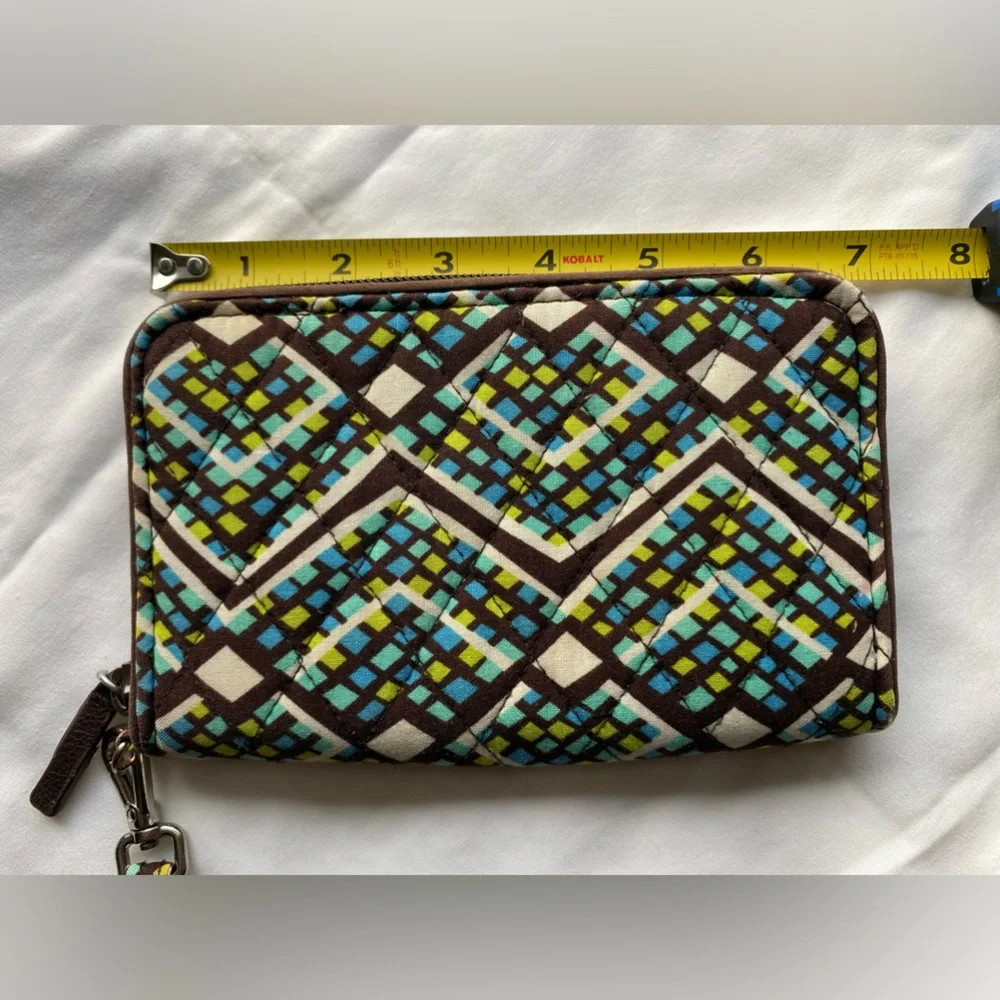 Vera Bradley Wallet Wristlet in the Retired Rain Forest pattern